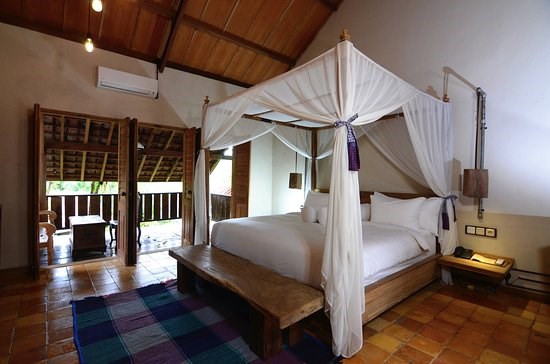 Prabayasa King Bed