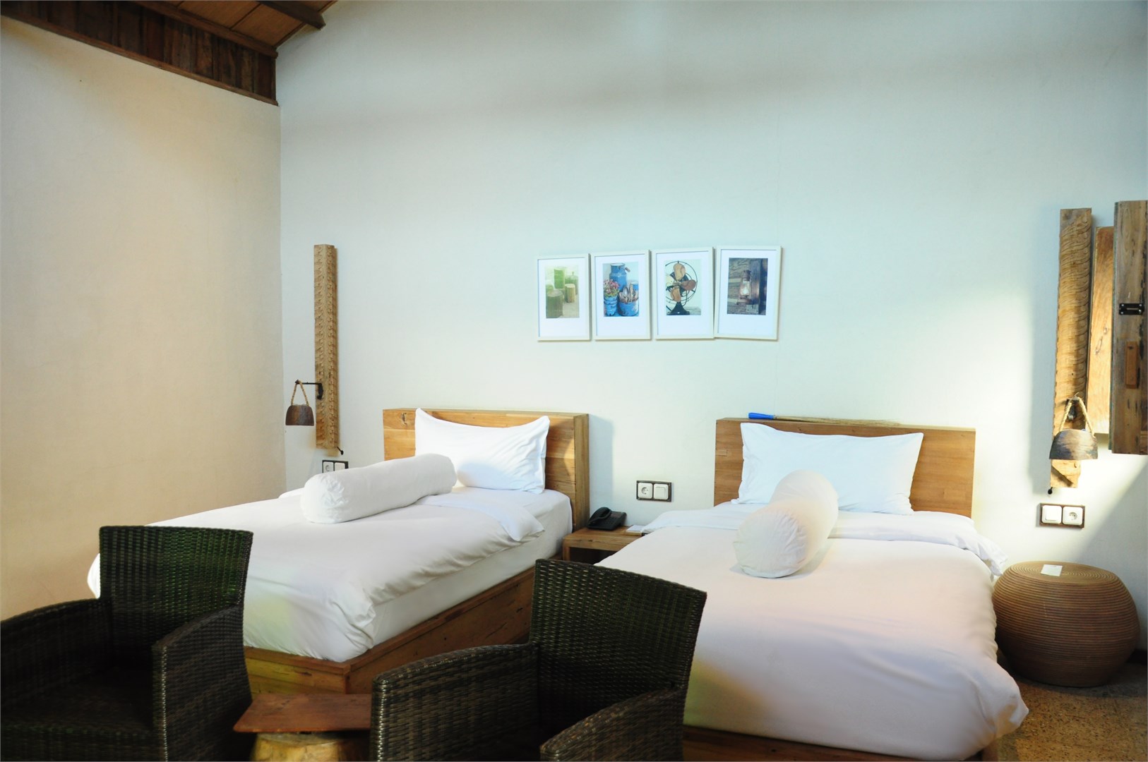 Prabayasa Twin Bed